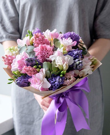 Бесплатная доставка цветов в Муравленко